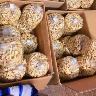 Snack chả giò tôm đất
