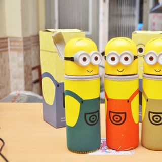 Bình nước giữ nhiệt Minion