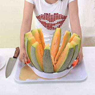 DỤNG CỤ BỔ DƯA HẤU SIÊU TIỆN LỢI