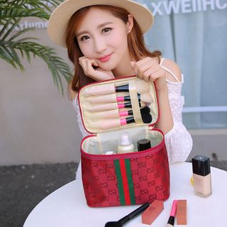Túi Đựng Mỹ Phẩm Sọc