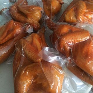 Gà muối xông khói
