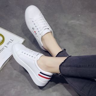 GIÀY THỂ THAO QUỐC DÂN D2518 GÓT VIỀN ĐỎ