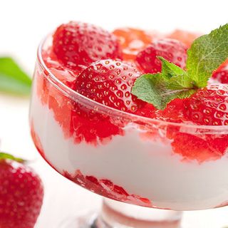 Máy làm sữa chua Hitops 8 cốc tiện dụng