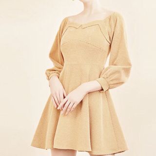 ĐẦM CHIẾT EO TAY LỬNG