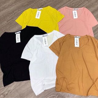 Áo phông cổ trong