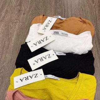 Áo phông cổ trong