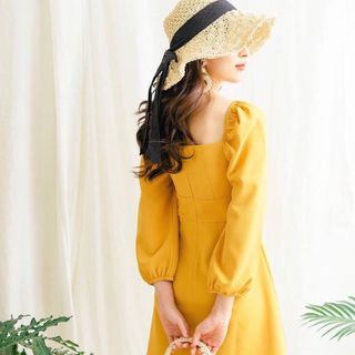 ĐẦM XẾP LY TAY LỬNG
