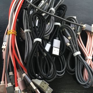 Cáp sạc cho điện thoại hàng có chip