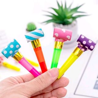 kèn thổi kêu to