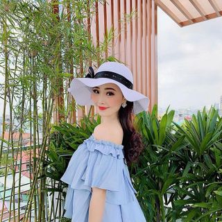 ÁO TRỄ VAI BÈO TẦNG