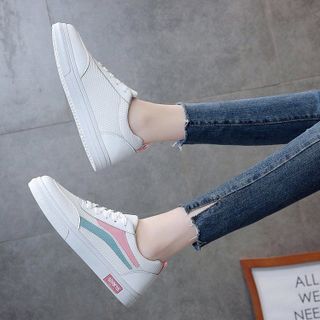 GIÀY NỮ TRẮNG HOT NHẤT 2019 D2598