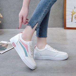 GIÀY NỮ TRẮNG HOT NHẤT 2019 D2598