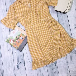 Váy đầm thiết kế cao cấp