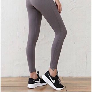 Quần tập dài dệt trám