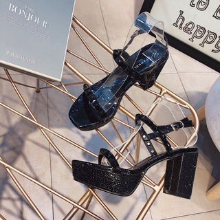 Giày sandal da