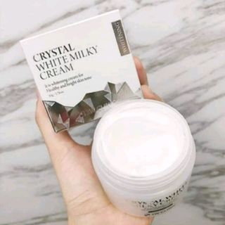 kem dưỡng trắng da 3w clinic