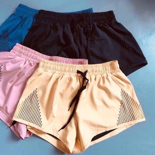 Quần tập đùi đục lỗ 2019