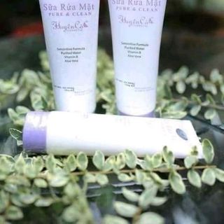 Sữa rửa mặt