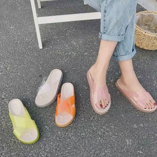 DÉP NHỰA DẺO MỀM cao 2p
