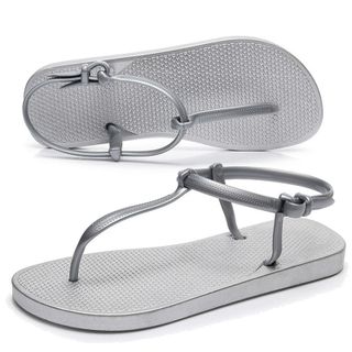 Giày sandal siêu nhẹ dể phối đồdu lịch xa bao nhiêu cũng ko sợ đau chân-413