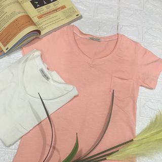 Áo thun cổ tim sớ gỗ