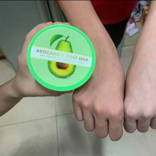 KEM BODY TRÁI BƠ