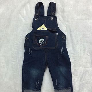 Quần yếm jean cho bé trai bé gái