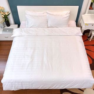 Set 4 món poly trắng kẻ 3cm