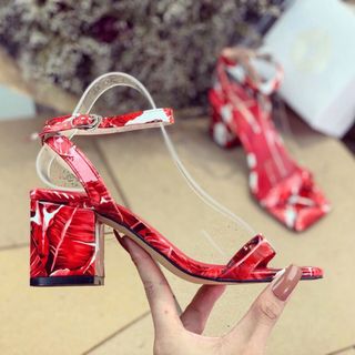 Giày sandal gít