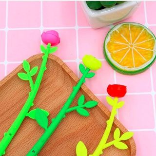 viết mực mẫu đẹp mực màu đen hình hoa lá