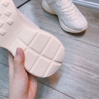 Giày bata cao cấp sang chảnh