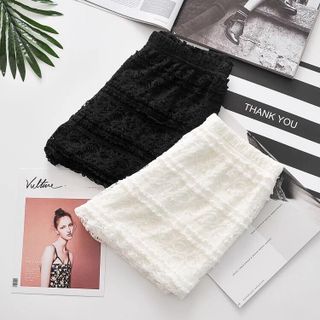 Quần lót nữ mặc váy tầng