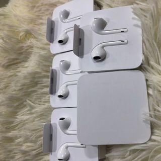 Tai nghe iPhone xs max