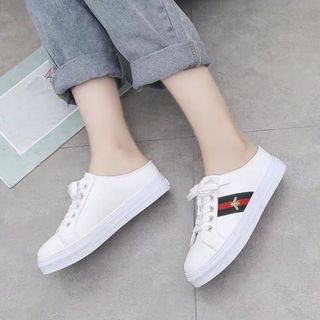 Sục bata mảnh
