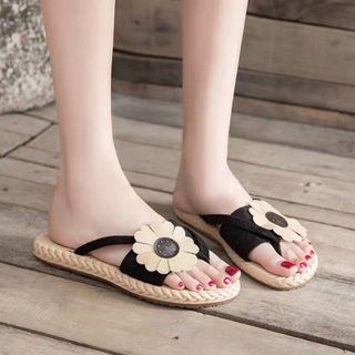 Dép kẹp hoa để xíu