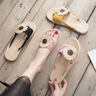 Dép kẹp hoa để xíu