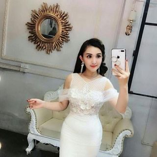 ĐẦM BODY KHOÉT VAI ĐÍNH HOA
