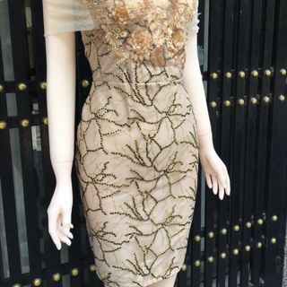 ĐẦM BODY KHOÉT VAI ĐÍNH HOA