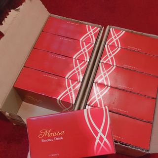 Uống trắng da MOUSA ESSENCE DRINK
