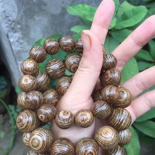 Trầm hương thiên nhiên