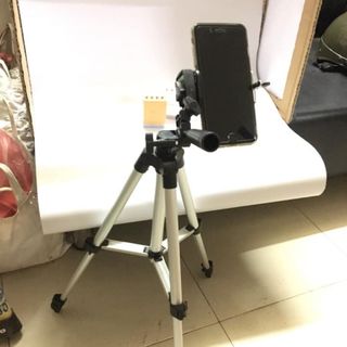 GIÁ ĐỠ MÁY CHỤP HÌNH TRIPOD 3120