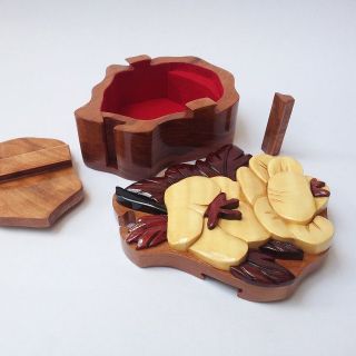 Hộp Chốt Hoa Trà Camellia - Handcrafted Wooden Puzzle Box