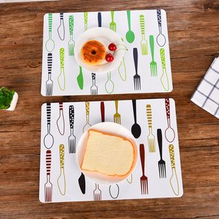 Tấm lót bàn ăn hình muỗng nĩa xinh xắn