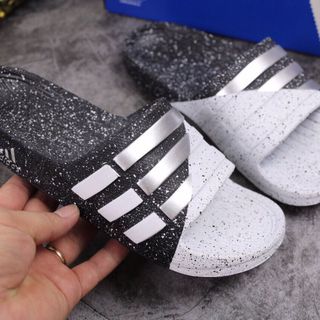 Dép nam đúc hình nhiều mầu