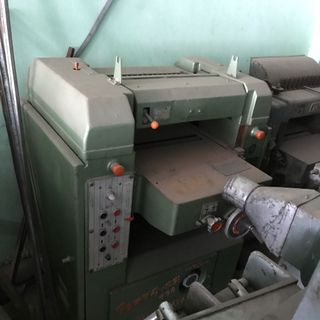 Máy chế biến gỗ bãi nhật