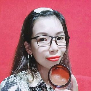 gell tẩy tế bào chết mật ong