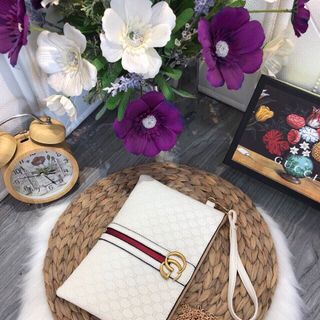 Cluth cầm tay hiệu GC sang trọng