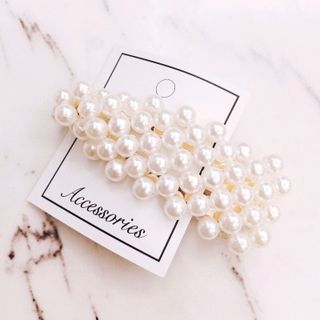 Kẹp tóc ngọc trai