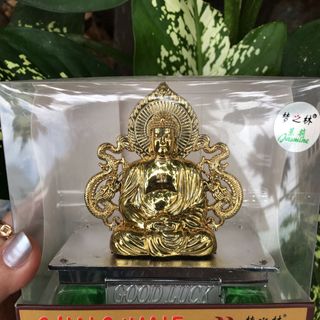 TƯỢNG THÍCH CA KIÊM NƯƠC HOA XE Ô TÔ