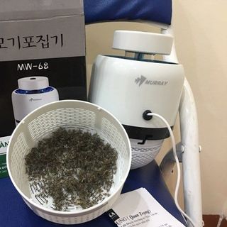 Máy bắt muỗi cơ học Muray xuất sứ hàn quốc có kèm cả Zắc cắm USB